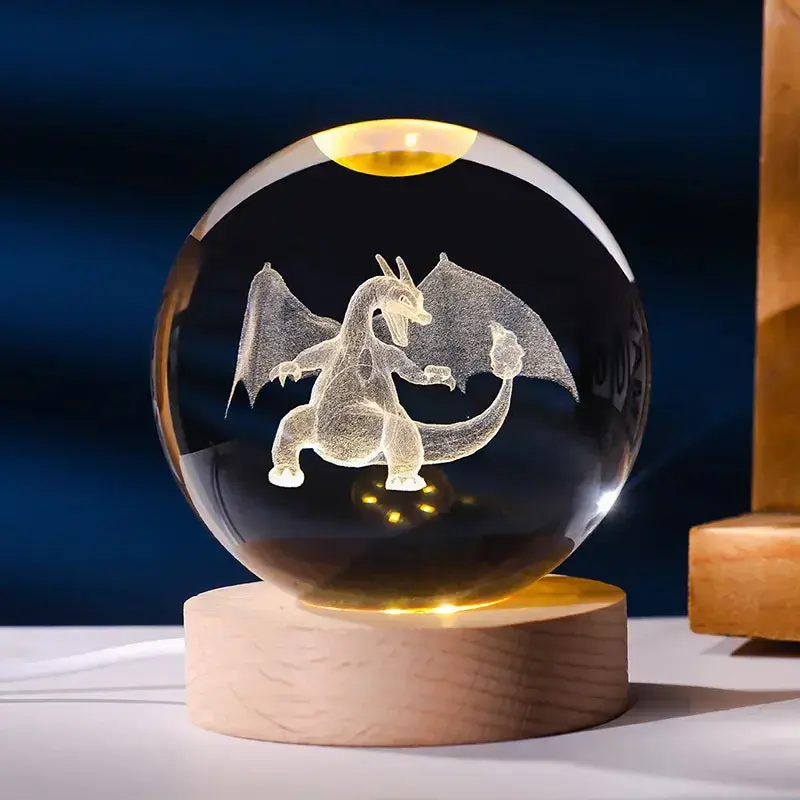Pokéball LED Cristal Dracaufeu - Socle bois USB