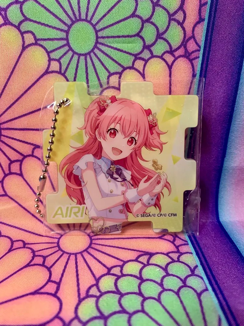 Porte clés acrylique / acrylic Keychain Project Sekai Colorful Stage ft. Hatsune Miku - Airi Momoi - More more Jump - sega