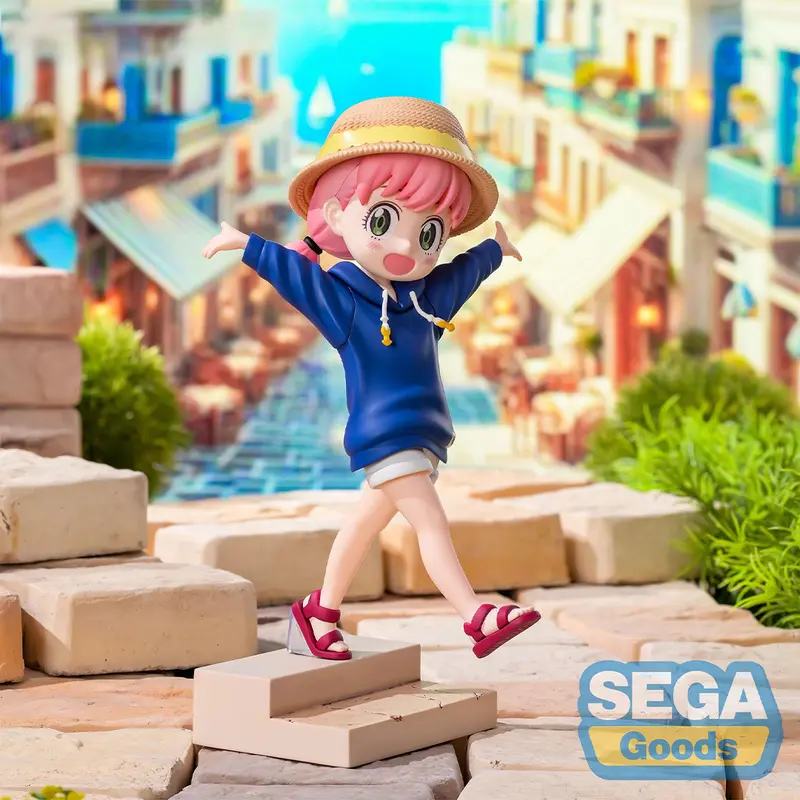 Spy x Family - Figurine - Anya Forger - Resort! - Luminasta