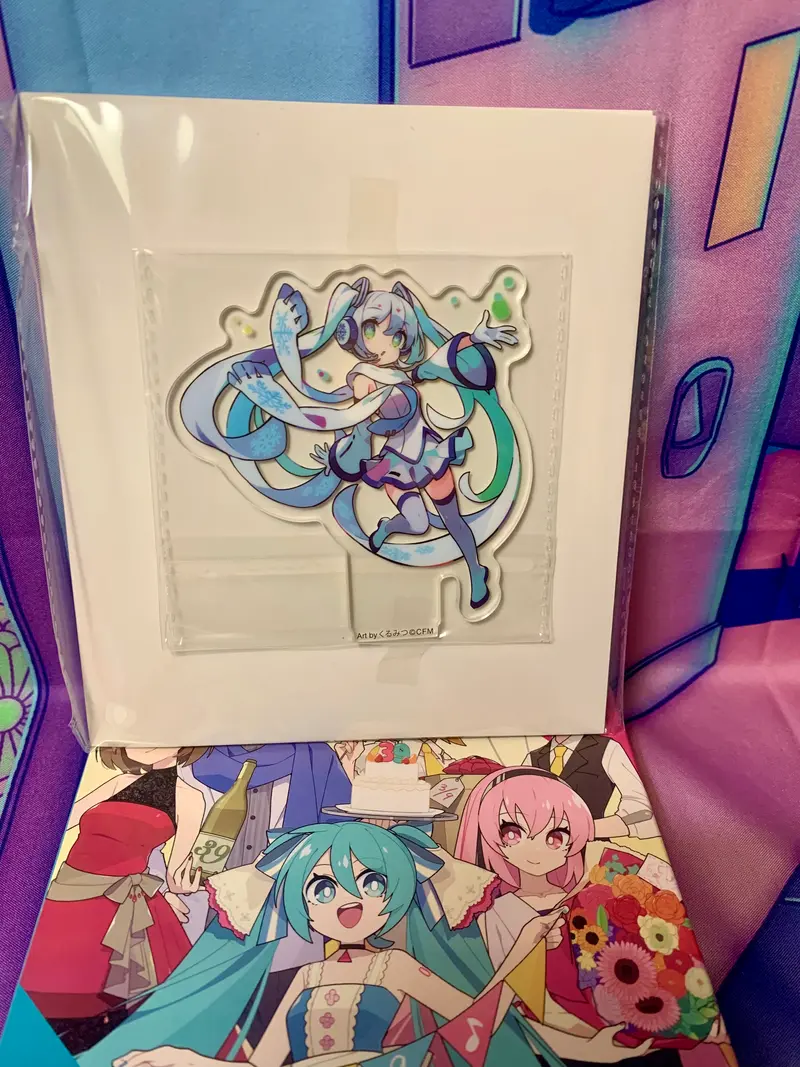 Support acrylique/ Acrylic Stand Snow Miku - Loterie Taito Hatsune Miku 39 Day Commemorative Lottery D Prize - Comme neuf